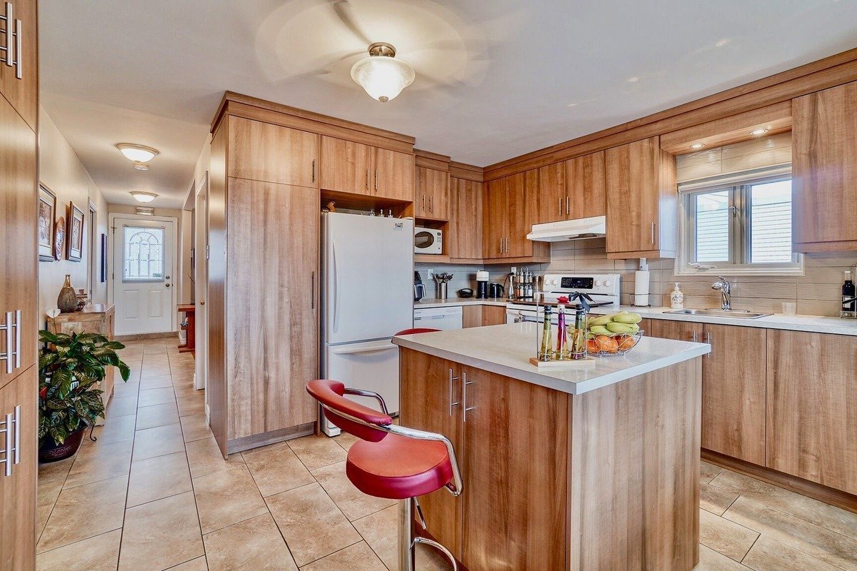 907 7e Avenue - Photo 1
