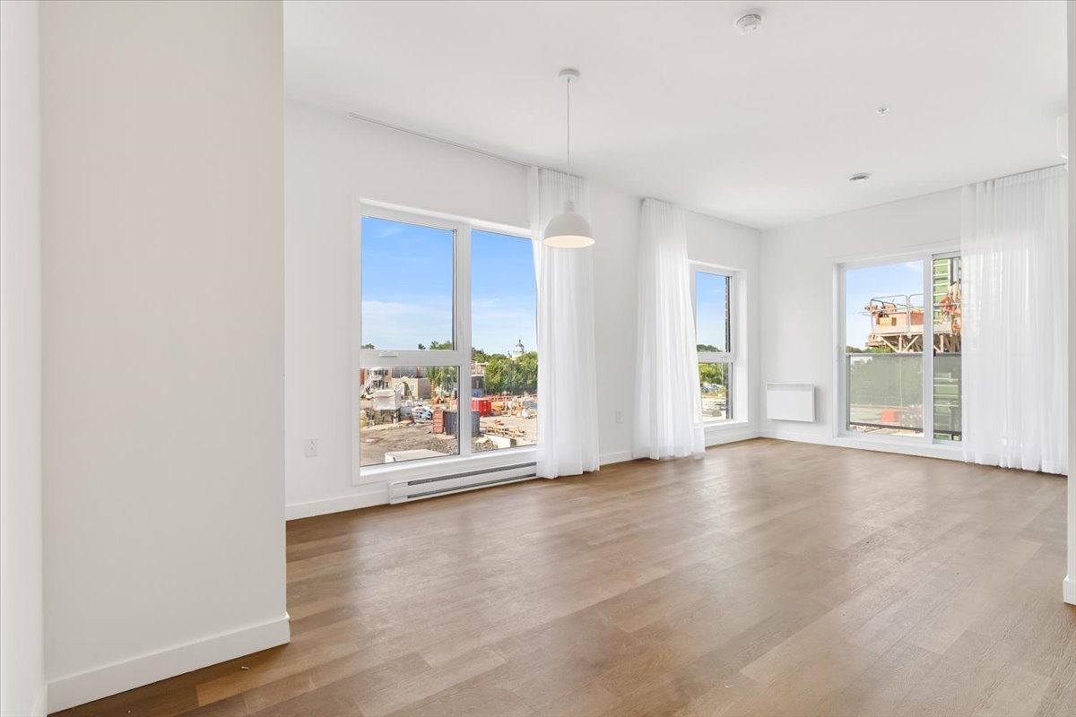 816 2e Avenue - Photo 1
