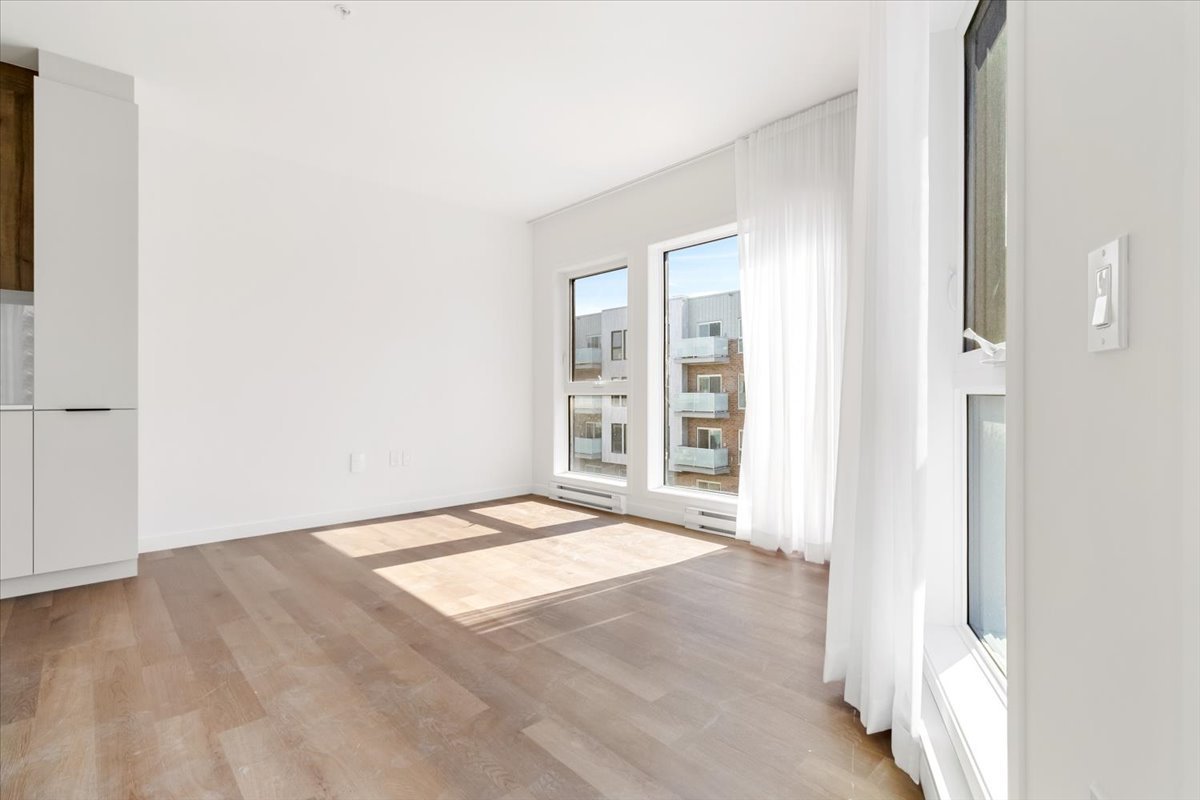 812 2e Avenue - Photo 4