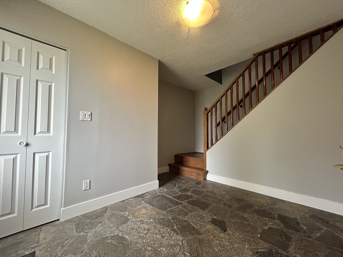 4531 47 Street - Photo 4
