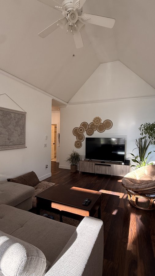 4747 54A Street - Photo 2