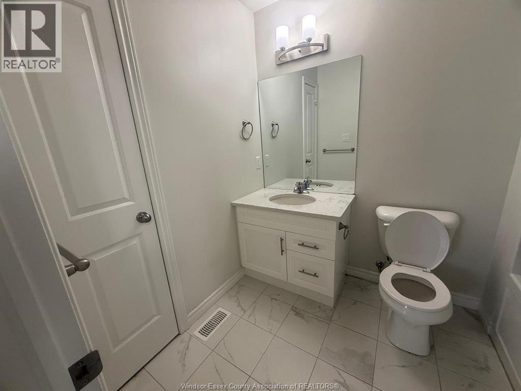 1178 ASPEN RIDGE CRESCENT Unit# UPPER - Photo 12