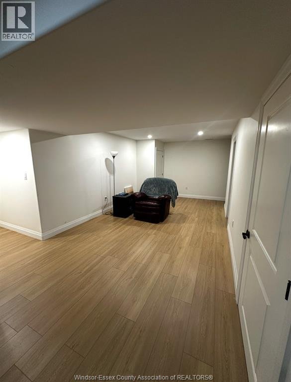 308 BLAKE AVENUE Unit# LOWER - Photo 9