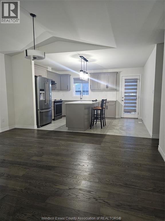389 CYPRESS LANE - Photo 2