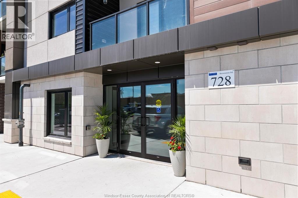 728 BROWNSTONE Unit# 303 - Photo 2