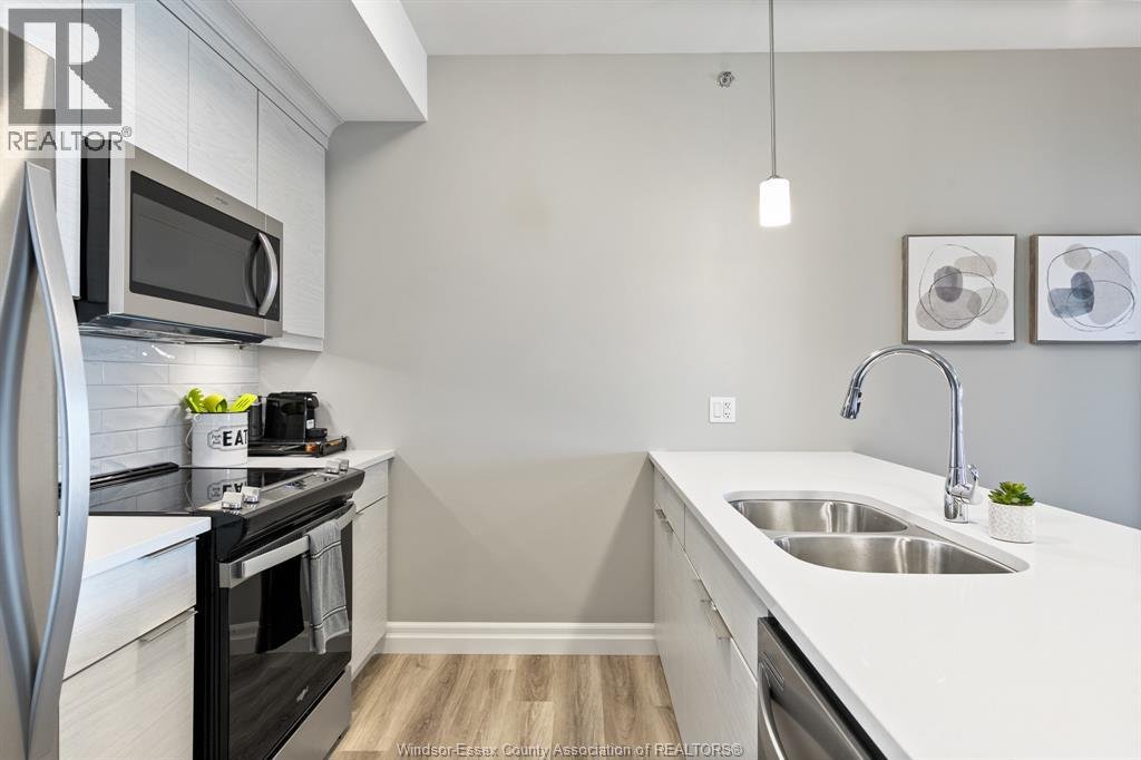 728 BROWNSTONE Unit# 303 - Photo 8