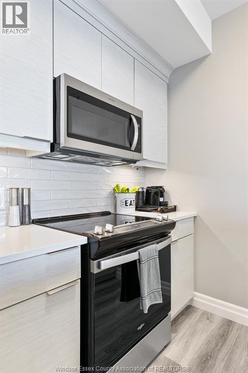 728 BROWNSTONE Unit# 303 - Photo 9