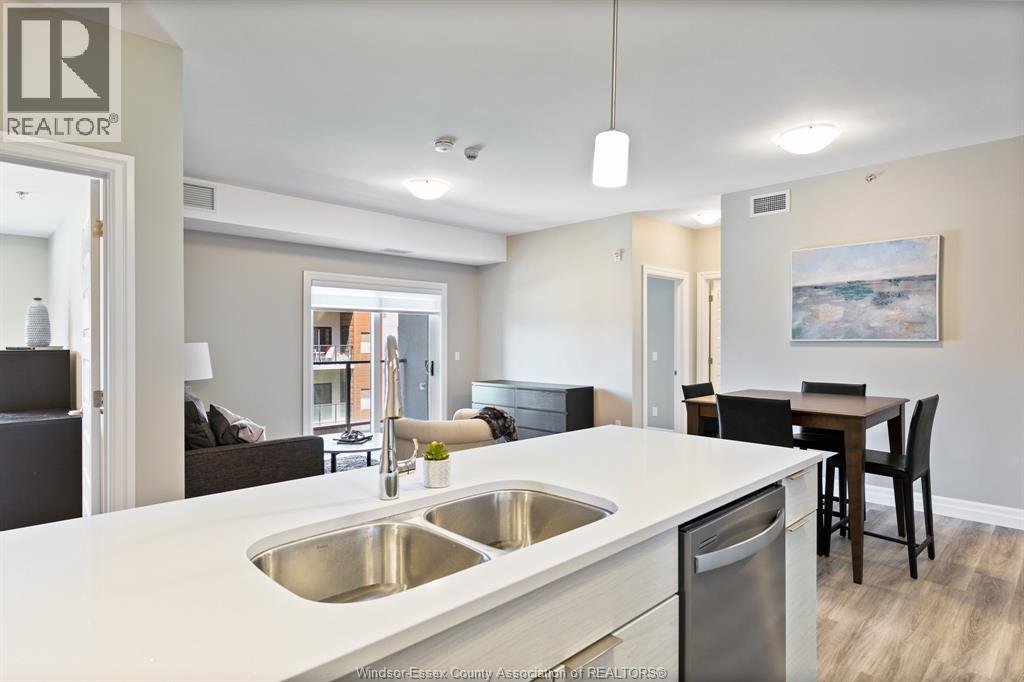 728 BROWNSTONE Unit# 303 - Photo 10