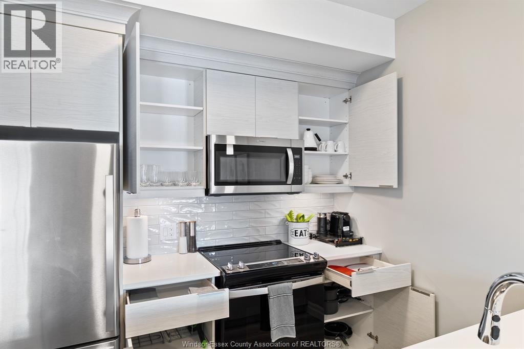728 BROWNSTONE Unit# 303 - Photo 12