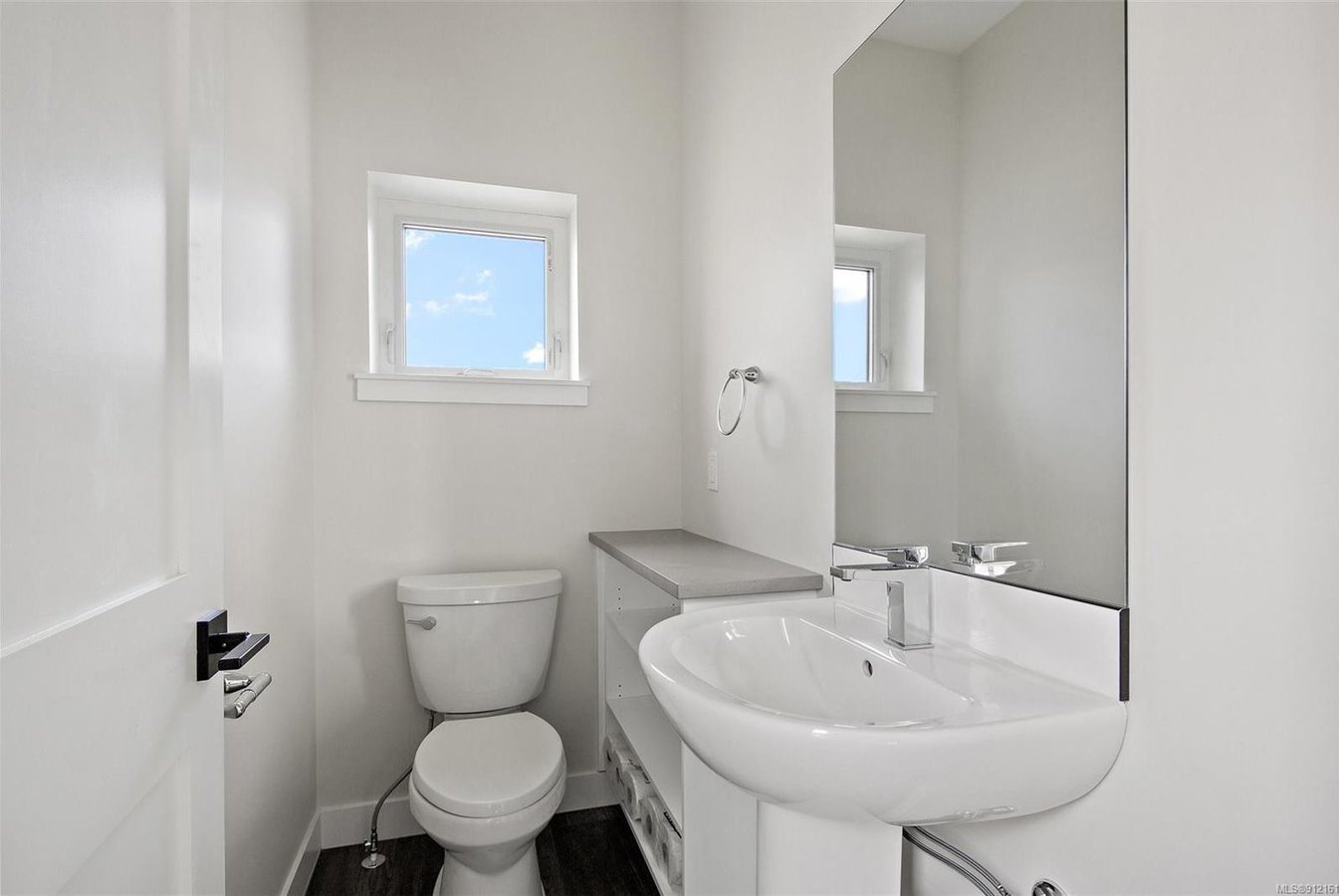 1146 Pullman Close - Photo 9