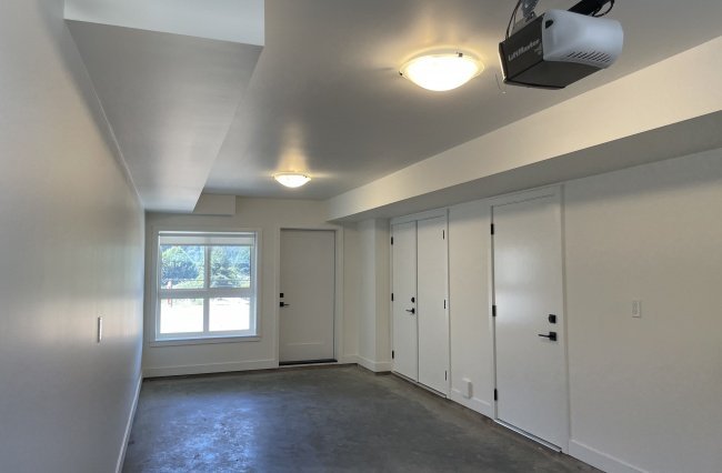 1146 Pullman Close - Photo 2