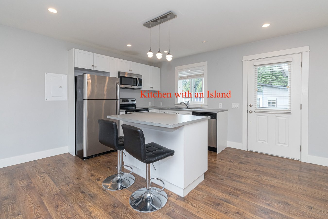 990 Ariane Place - Photo 4