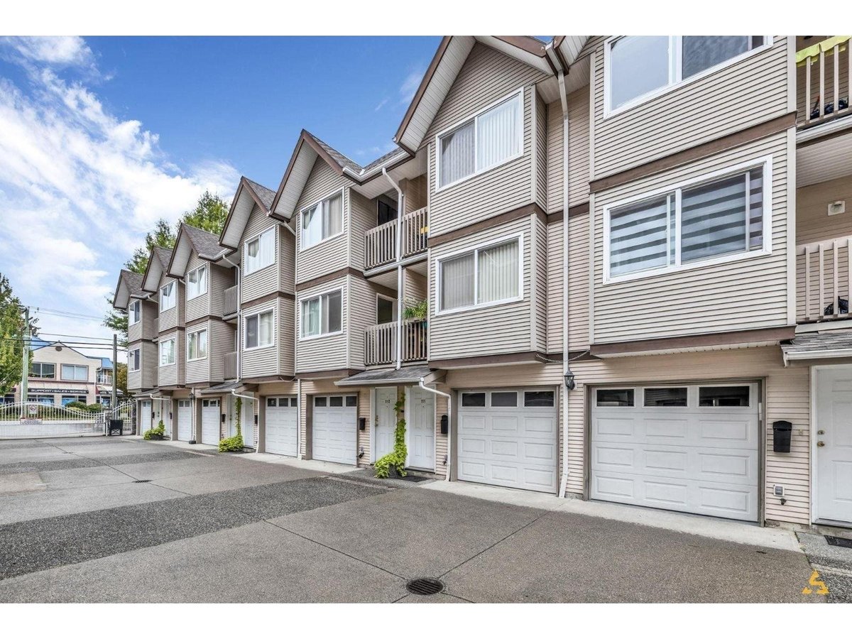 112 19700 56 AVENUE - Photo 3