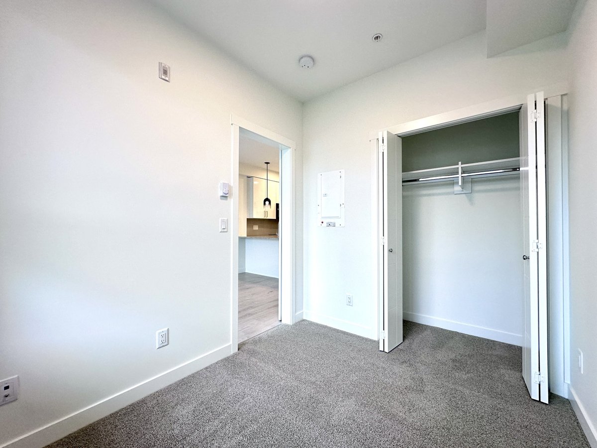5504 Brydon Crescent - Photo 12