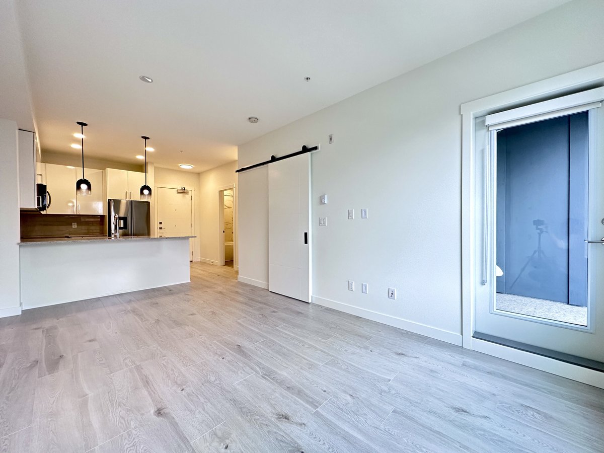 5504 Brydon Crescent - Photo 8