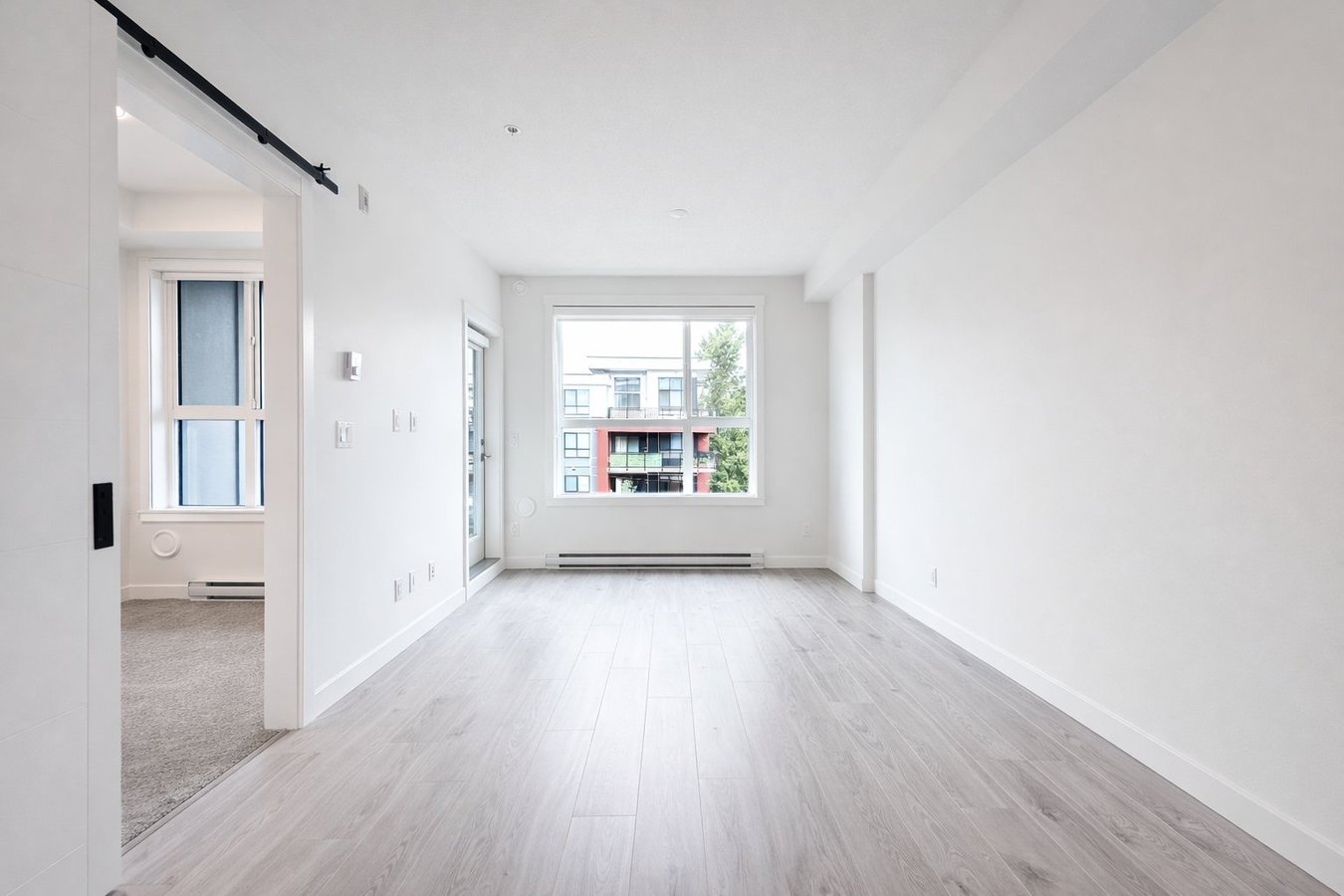 5504 Brydon Crescent - Photo 6