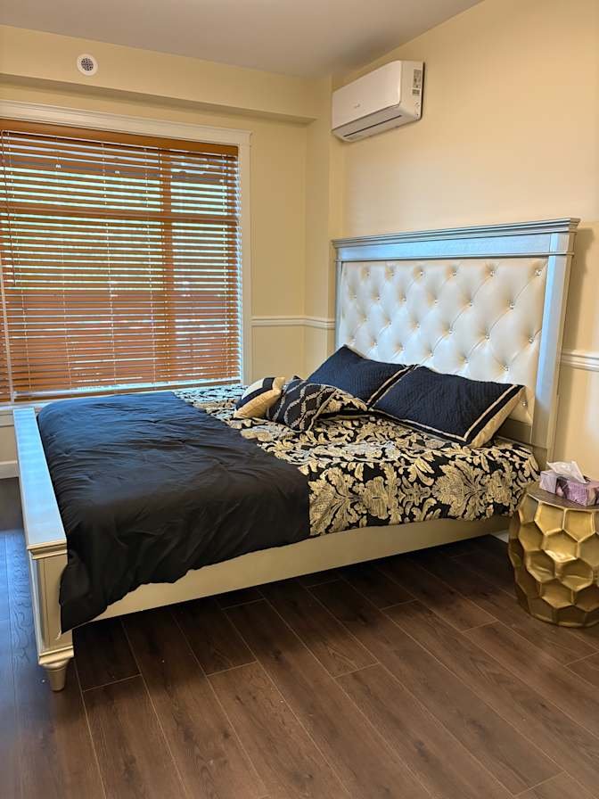 86 Avenue - Photo 1