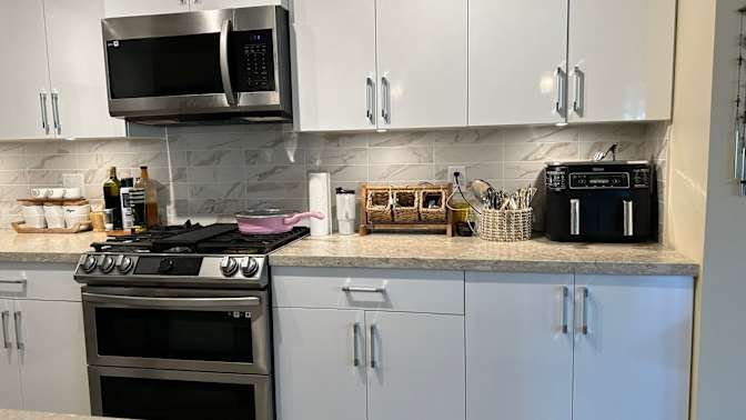 86 Avenue - Photo 3