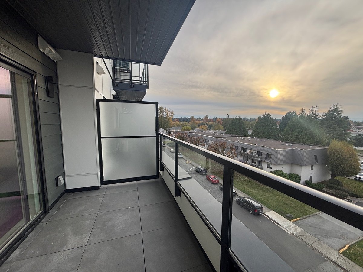 5398 207 Street - Photo 14