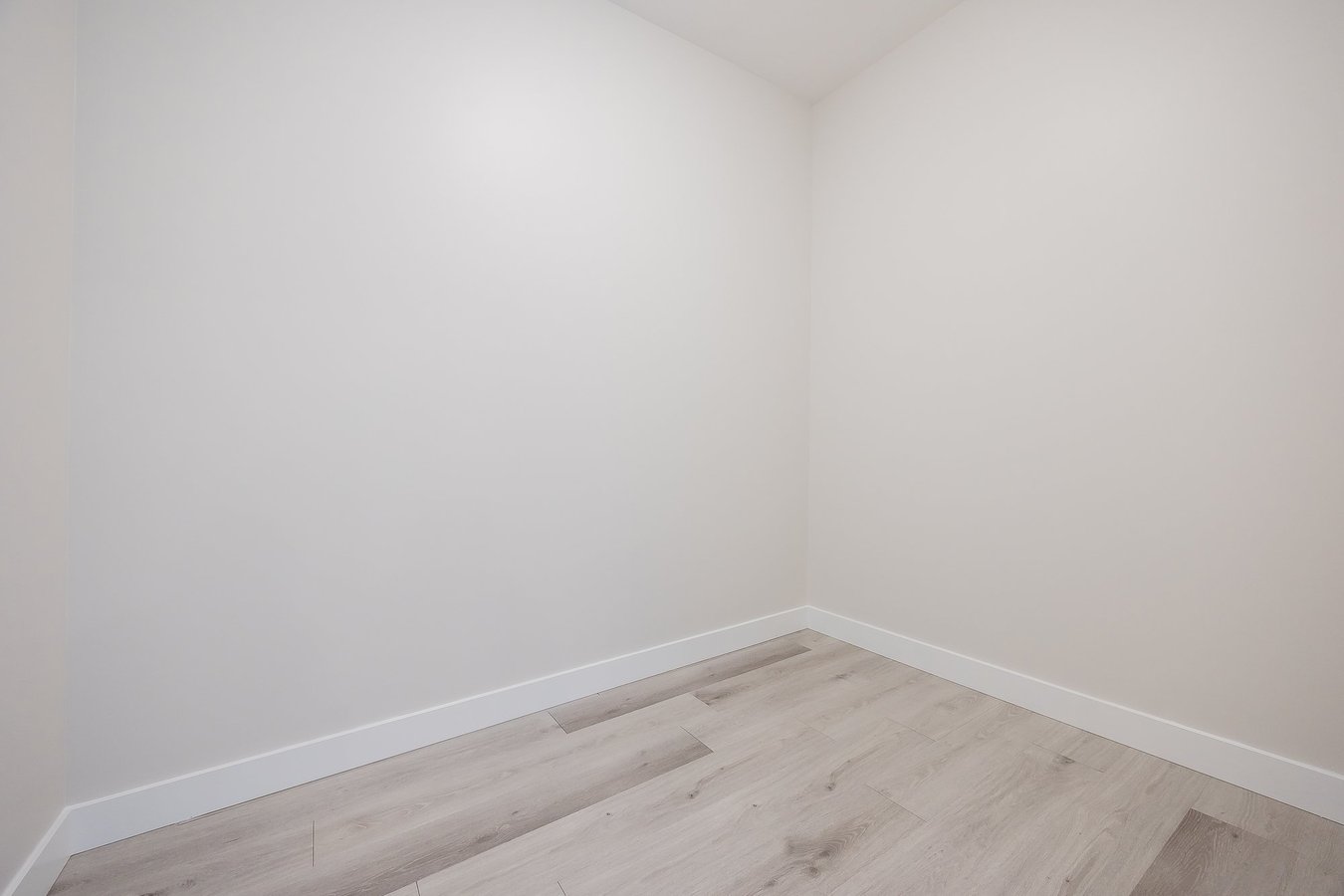 20299 Industrial Avenue - Photo 30