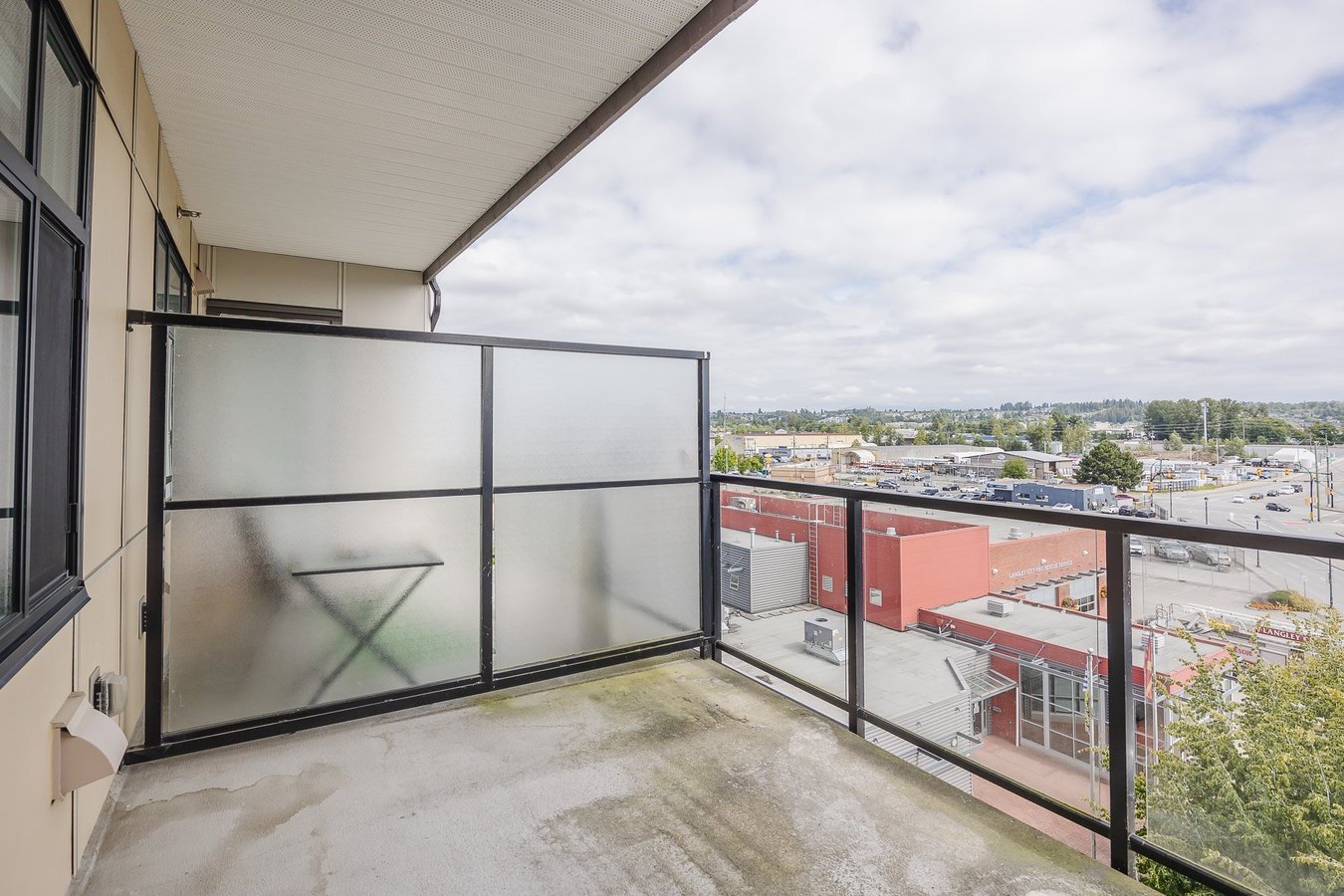 20299 Industrial Avenue - Photo 34