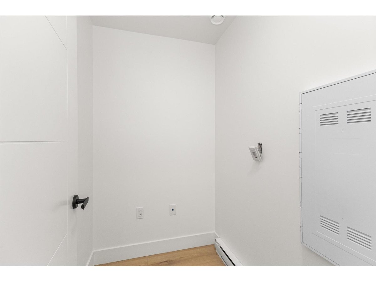 615 20769 FRASER HIGHWAY - Photo 8