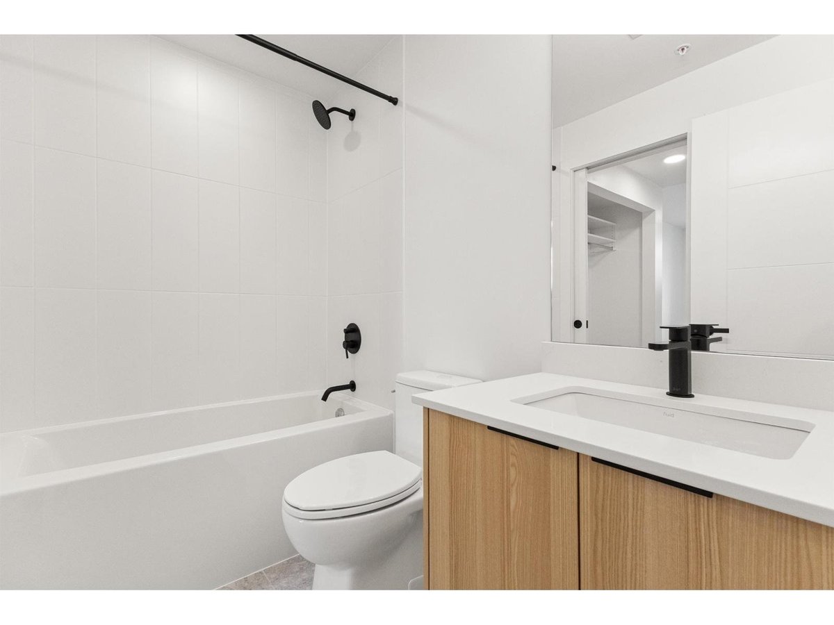 615 20769 FRASER HIGHWAY - Photo 9