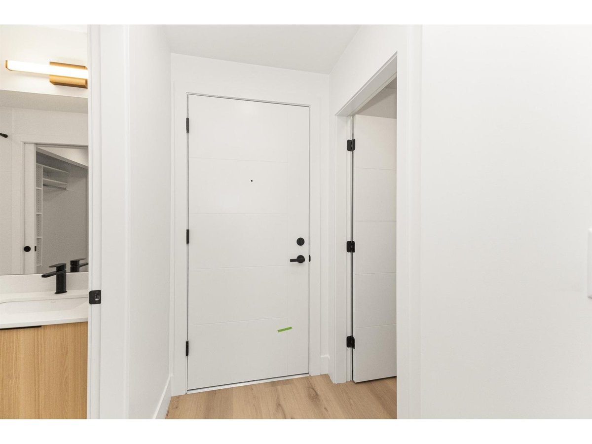 615 20769 FRASER HIGHWAY - Photo 19
