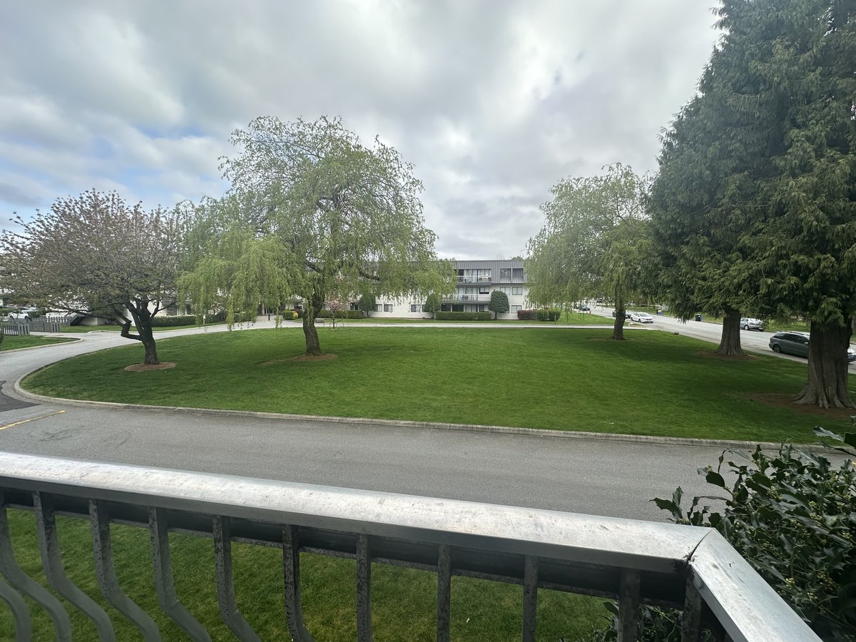 5401 207 Street - Photo 12