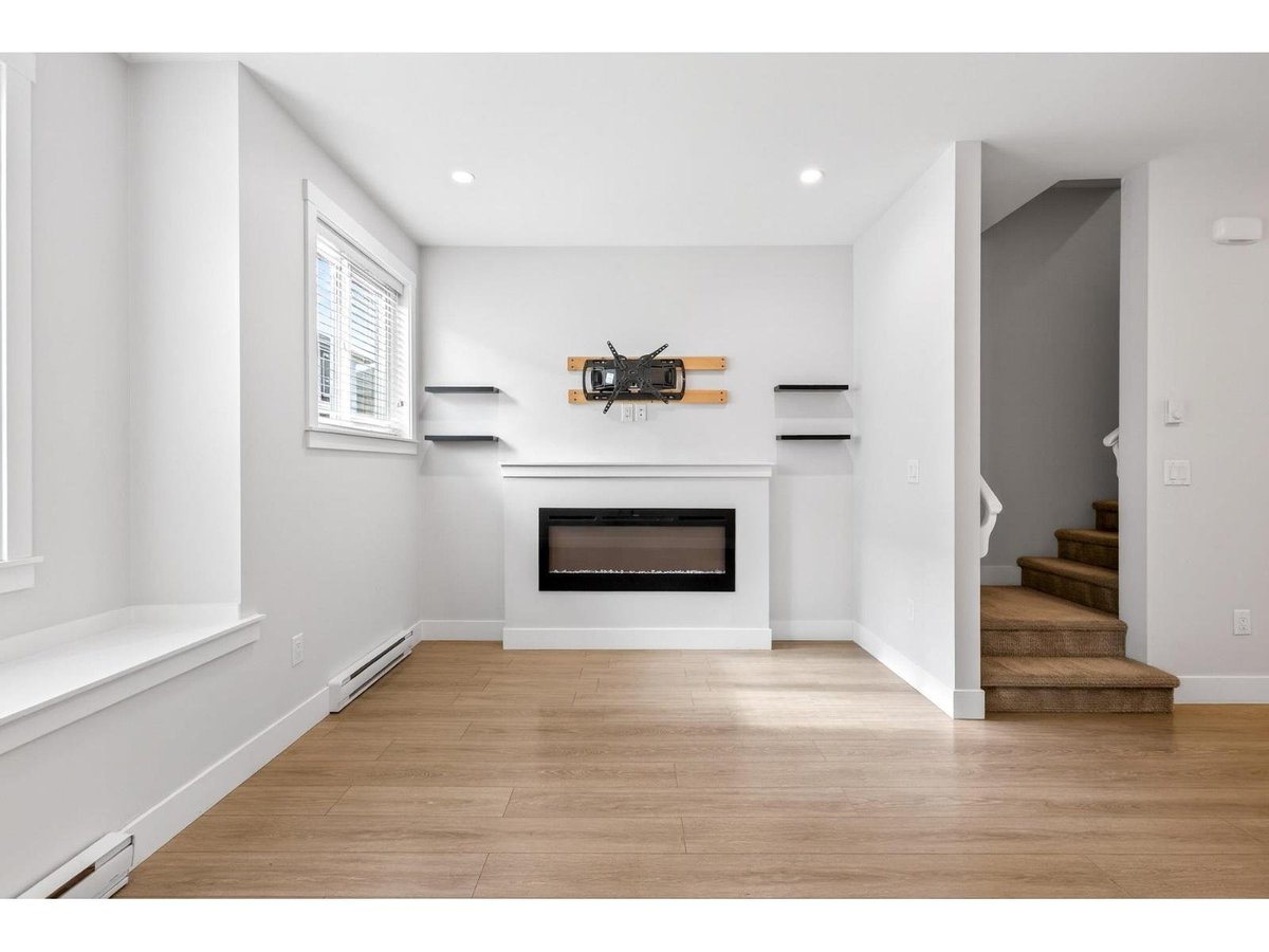 55 20860 76 AVENUE - Photo 15
