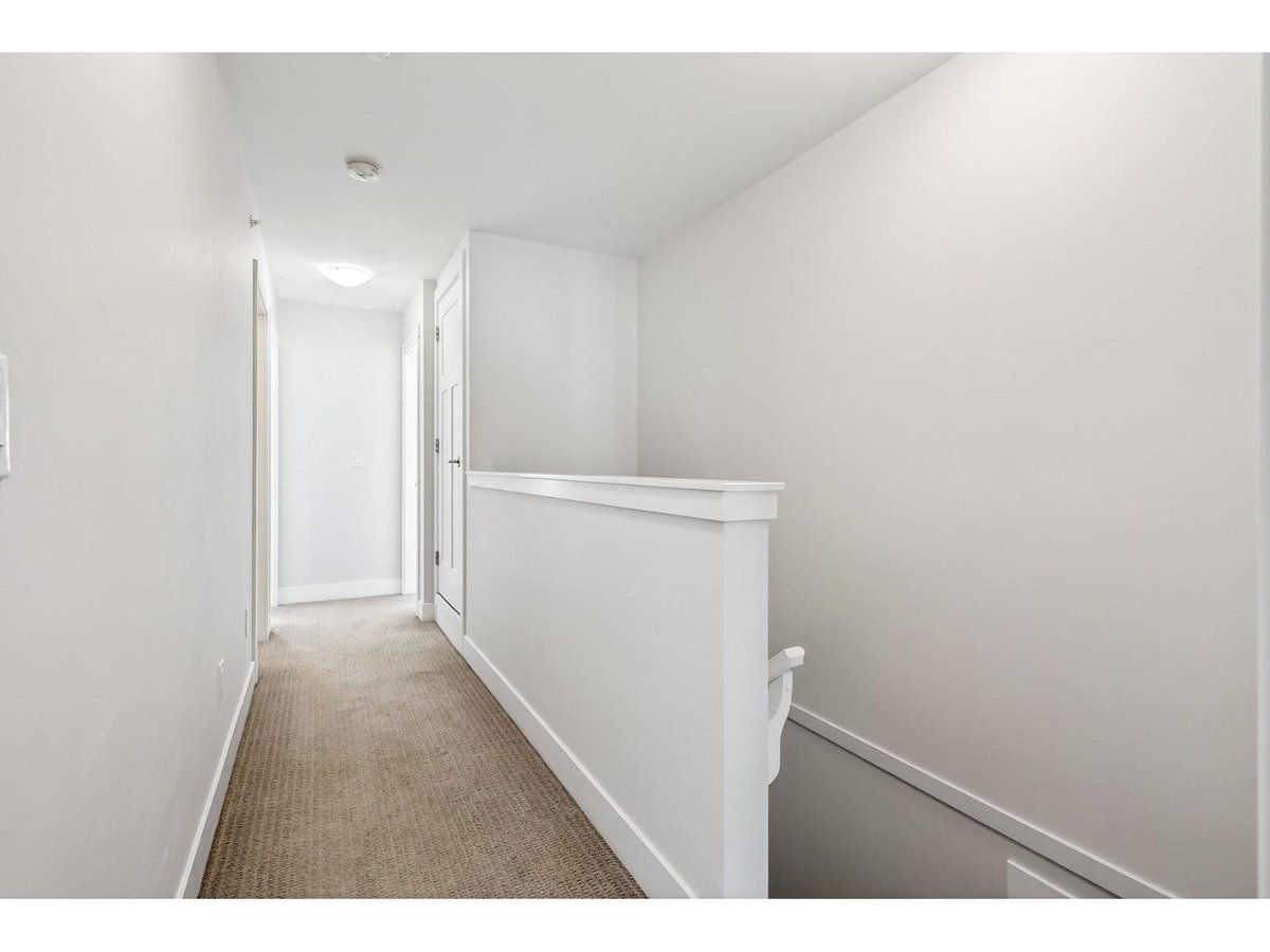 55 20860 76 AVENUE - Photo 22