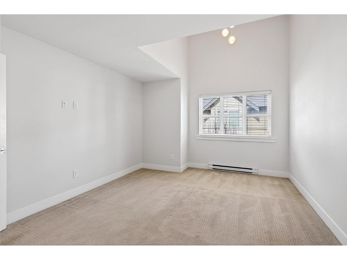 55 20860 76 AVENUE - Photo 23