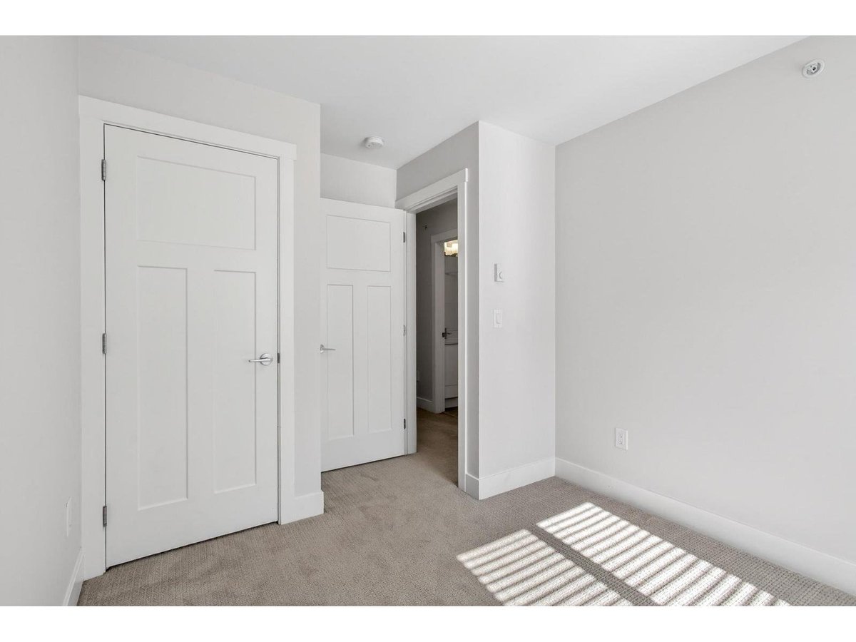 55 20860 76 AVENUE - Photo 32
