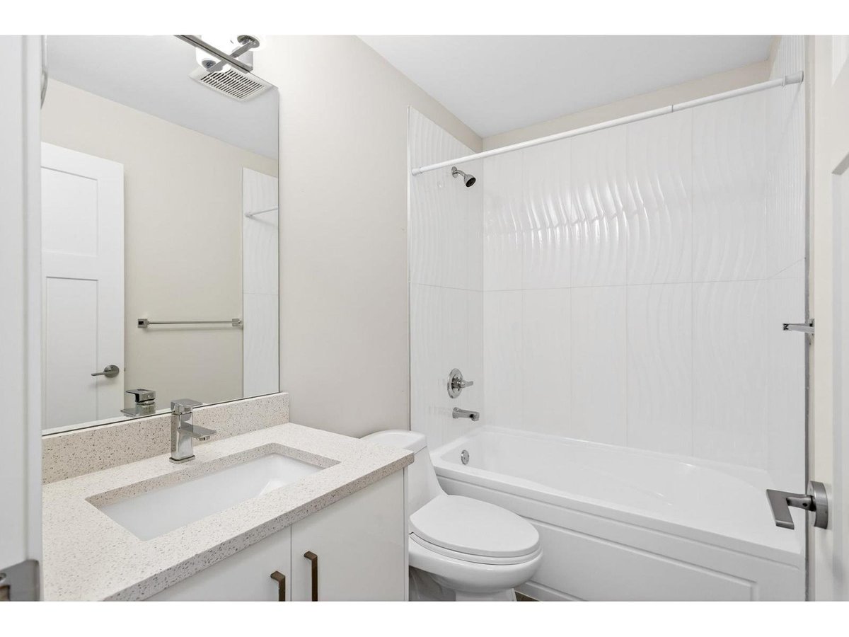 55 20860 76 AVENUE - Photo 33