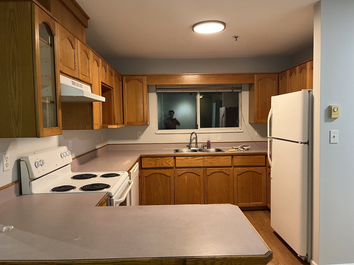 19876 56 Avenue - Photo 2