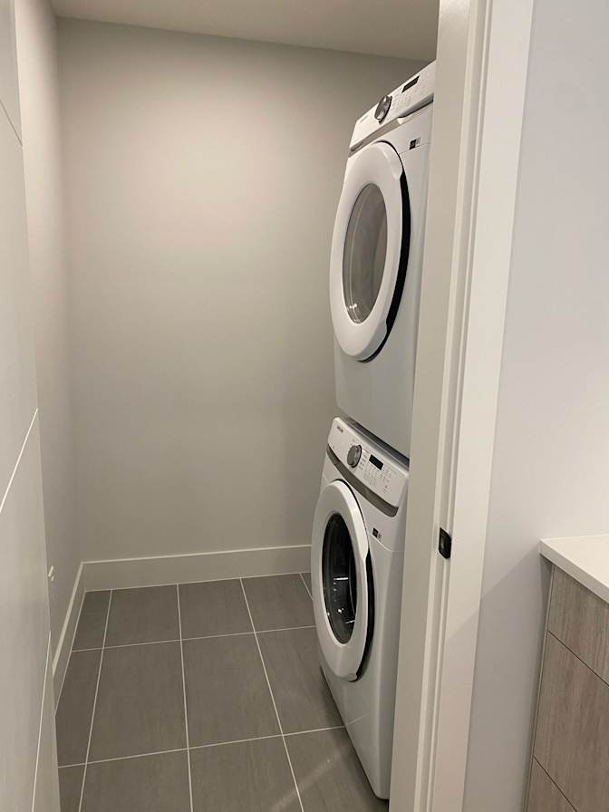 54 Avenue - Photo 3