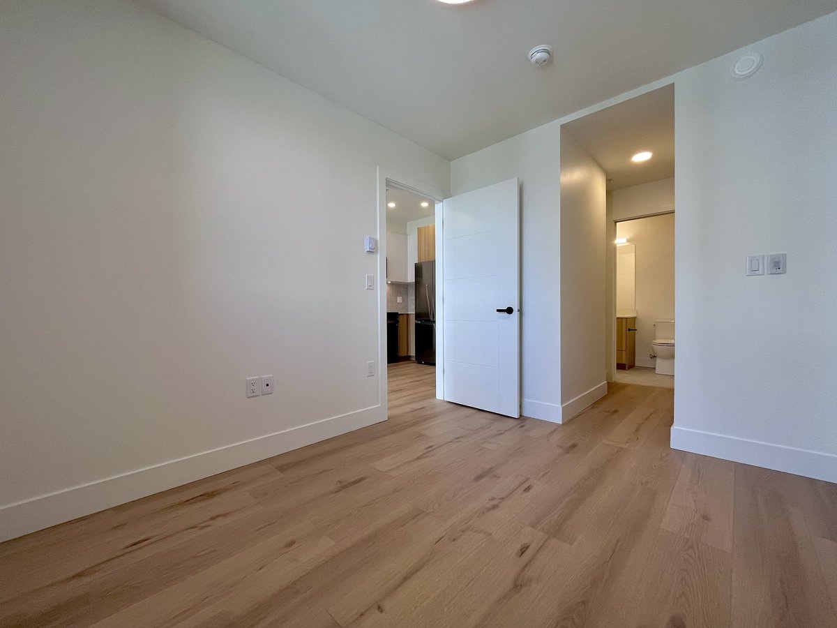 20769 Fraser Highway - Photo 9