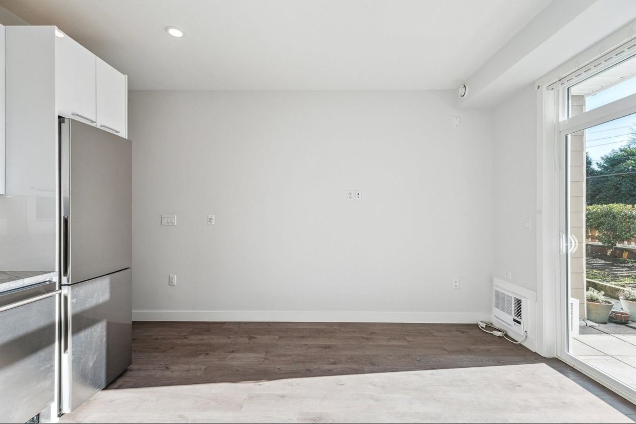 20696 Eastleigh Crescent - Photo 10