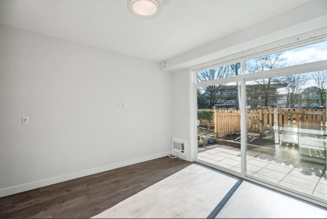 20696 Eastleigh Crescent - Photo 11