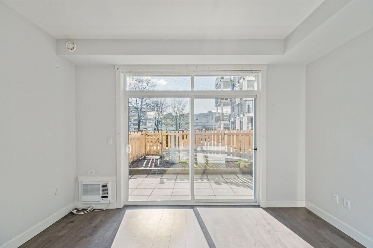 20696 Eastleigh Crescent - Photo 12