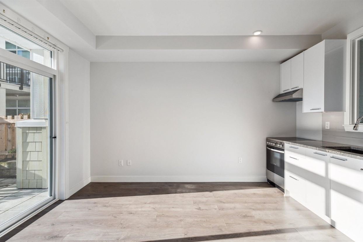 20696 Eastleigh Crescent - Photo 14
