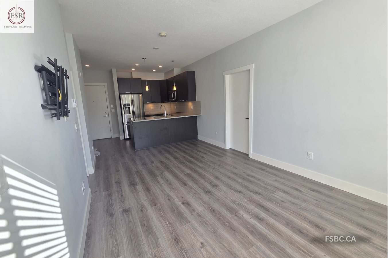 5485 Brydon Crescent - Photo 11