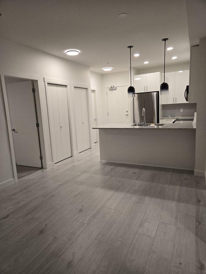 5504 Brydon Crescent - Photo 2