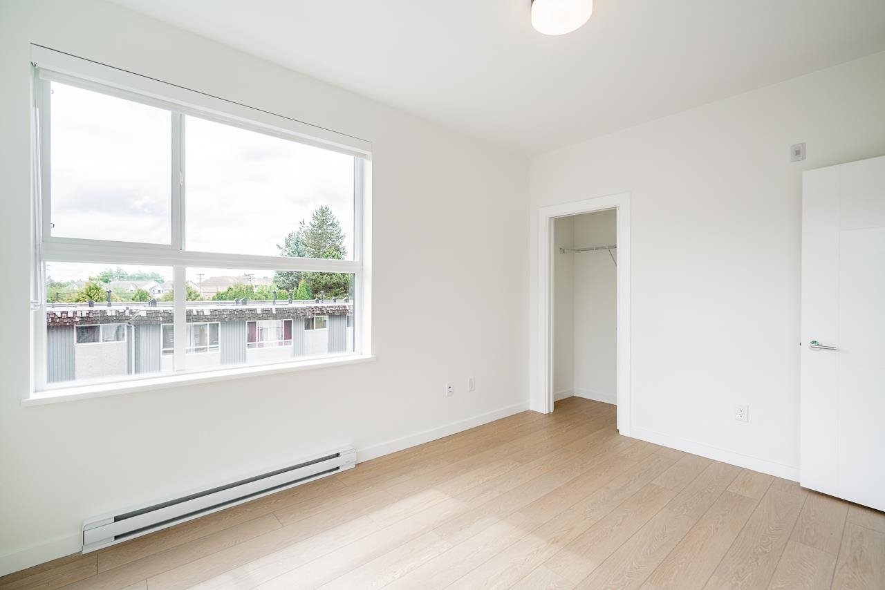 20695 Eastleigh Crescent - Photo 4