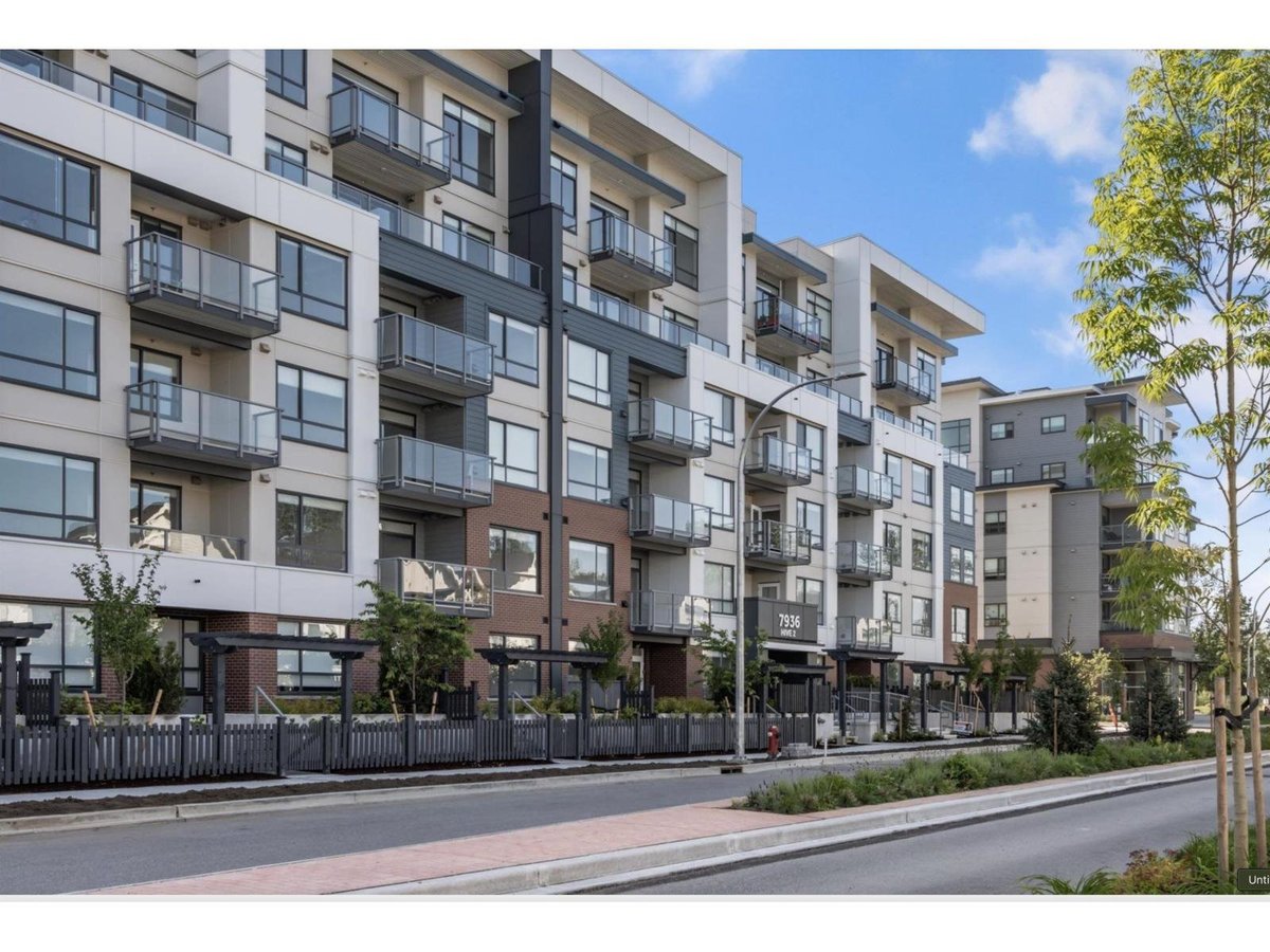 7936 206 STREET - Photo 4