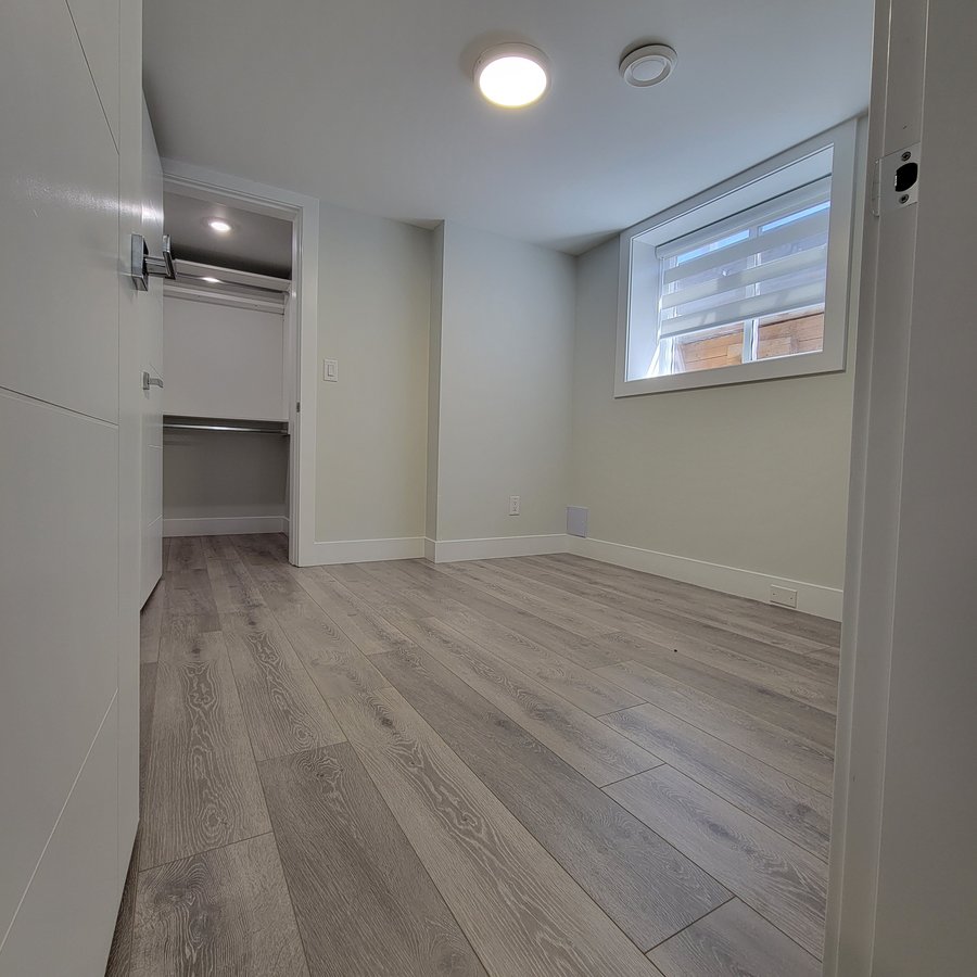 7415 197 Street - Photo 3