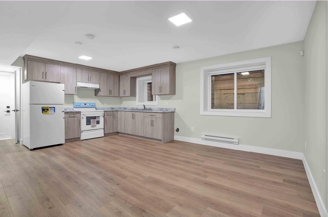 Langley 2 Bedroom Apartments Condos and Houses for Rent