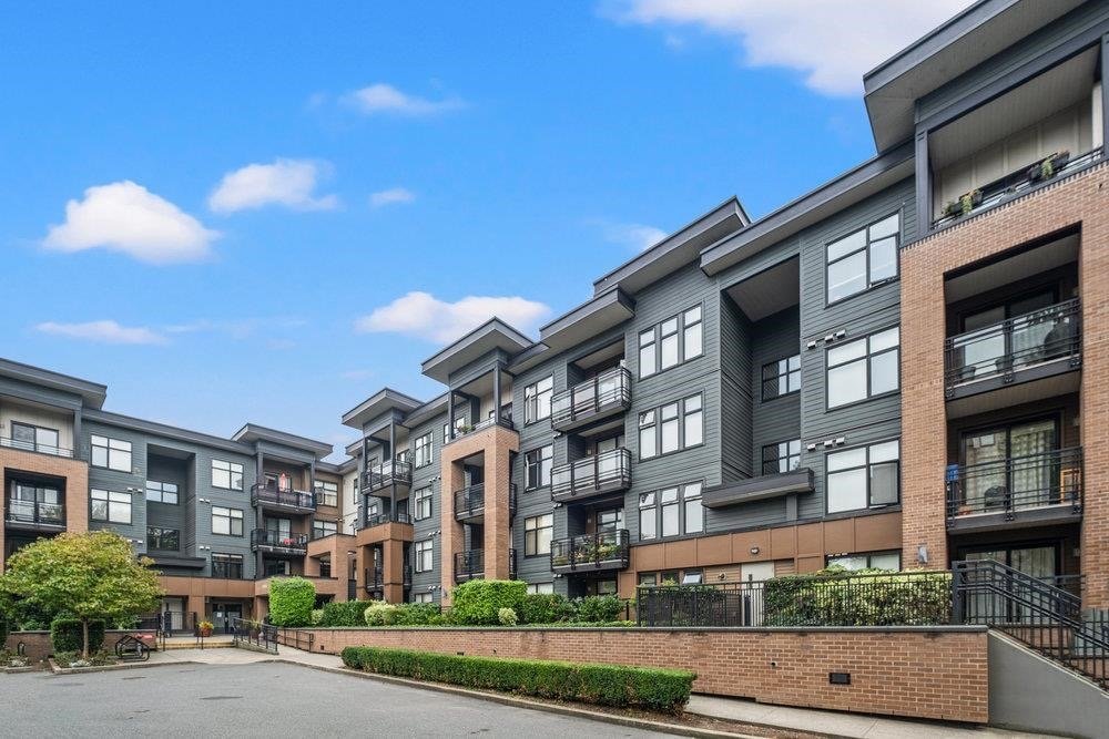 Langley 2 Bedroom Apartments Condos and Houses for Rent