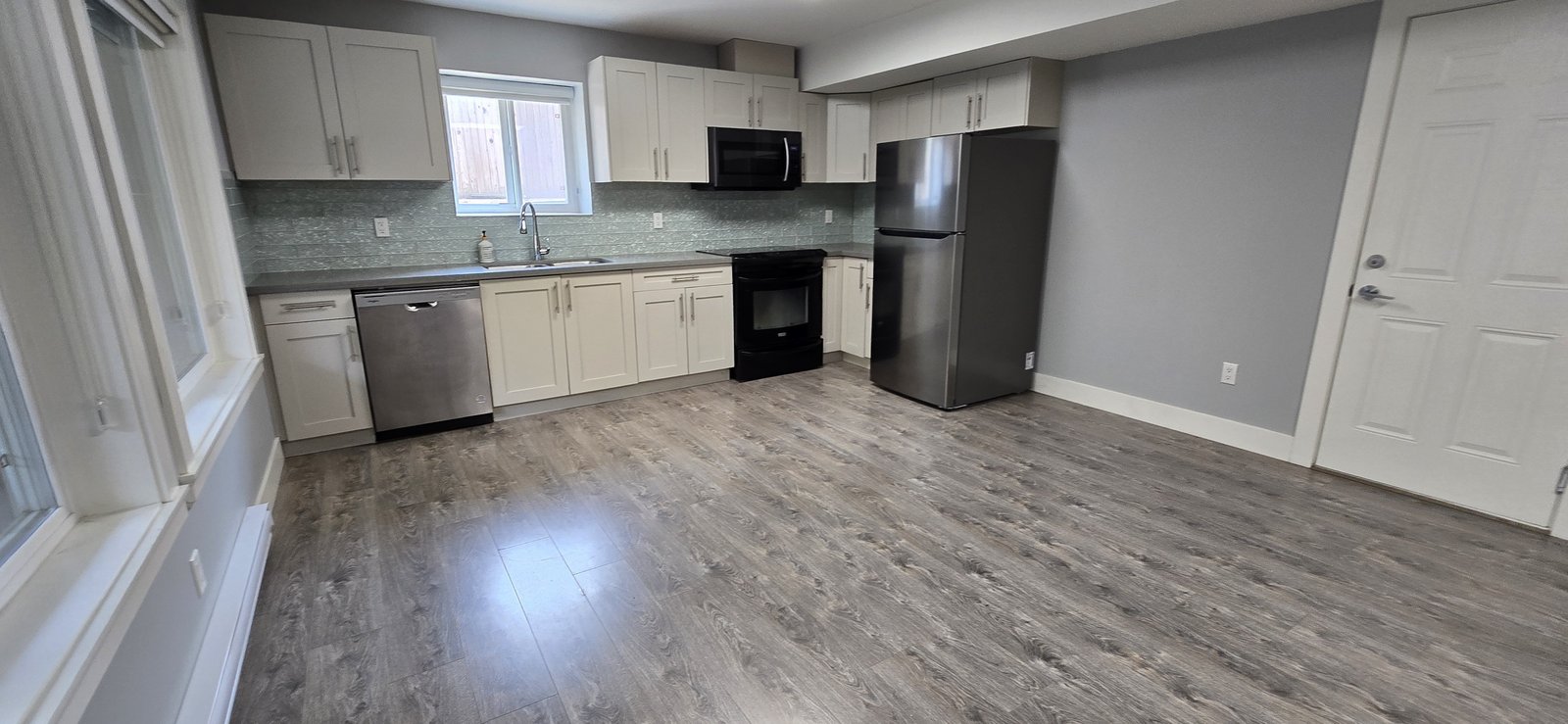 20375 98 Avenue - Photo 1