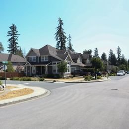 7139 208A Street - Photo 2